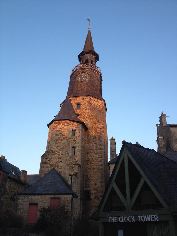 Maison Au Port De Dinan Villa Luaran gambar
