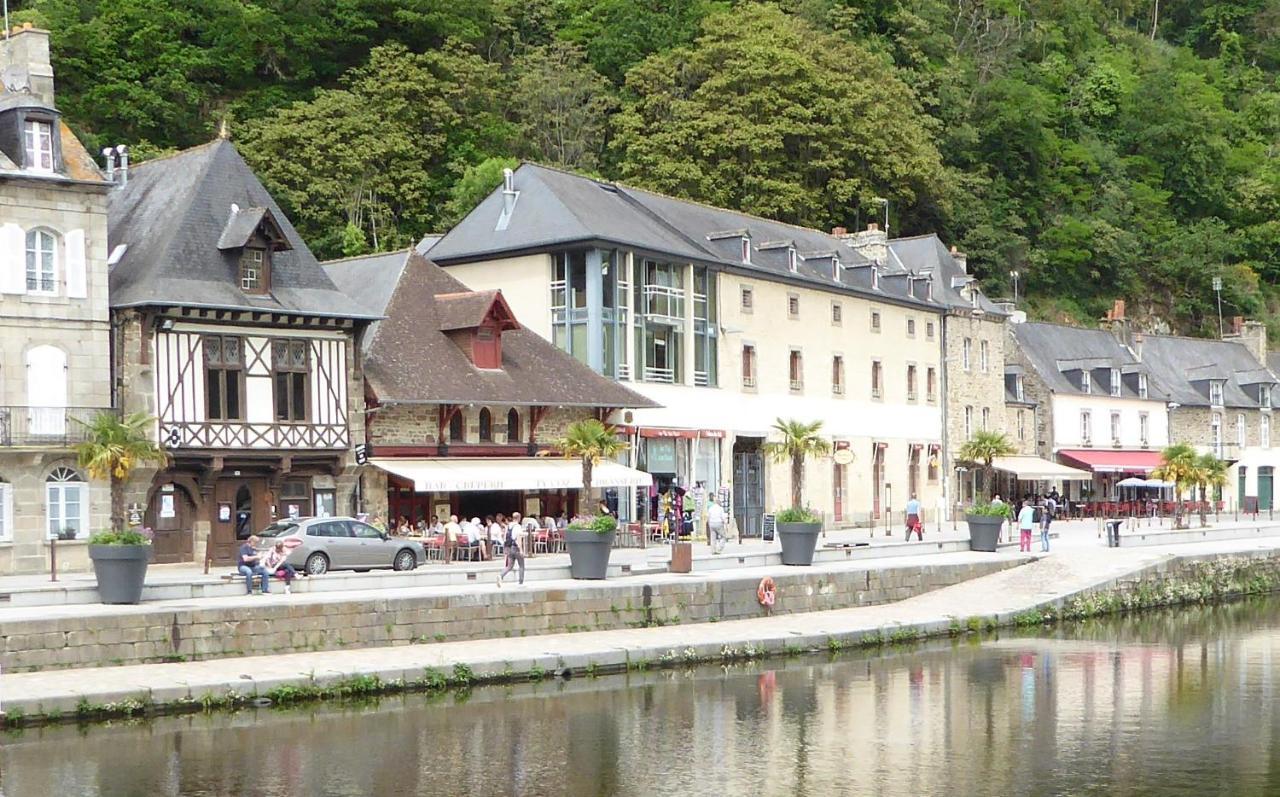 Maison Au Port De Dinan Villa Luaran gambar