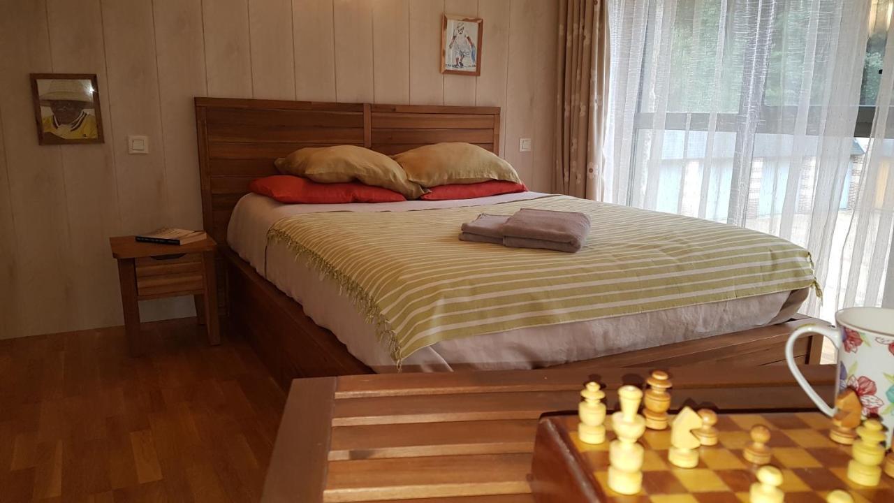 Maison Au Port De Dinan Villa Luaran gambar